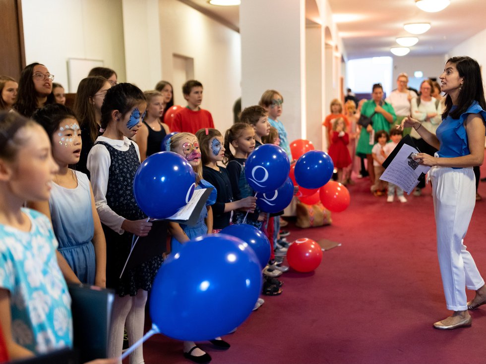 Theaterfest - Kinderchor am Rhein